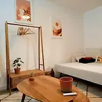 Le Patio - Cinelodge Avec Jardin * Πουατιέ