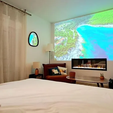 Ferienhaus Le Patio - Cinelodge Avec Jardin