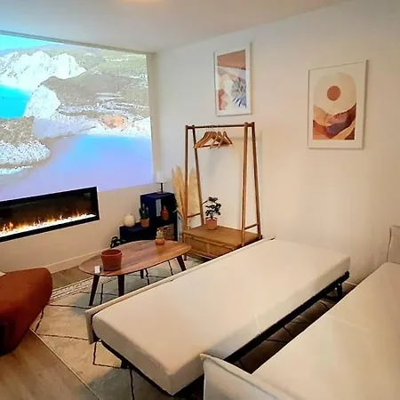 Le Patio - Cinelodge Avec Jardin *