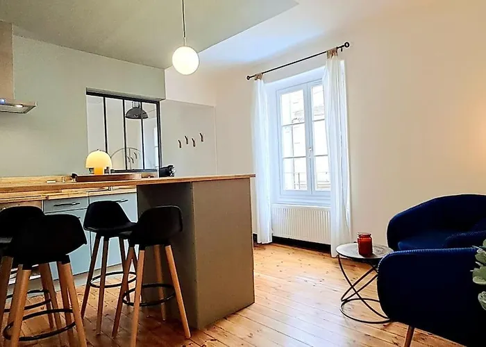 Le Patio - Cinelodge Avec Jardin