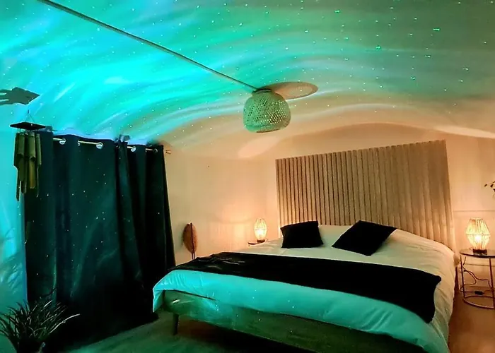 Le Patio - Cinelodge Avec Jardin *