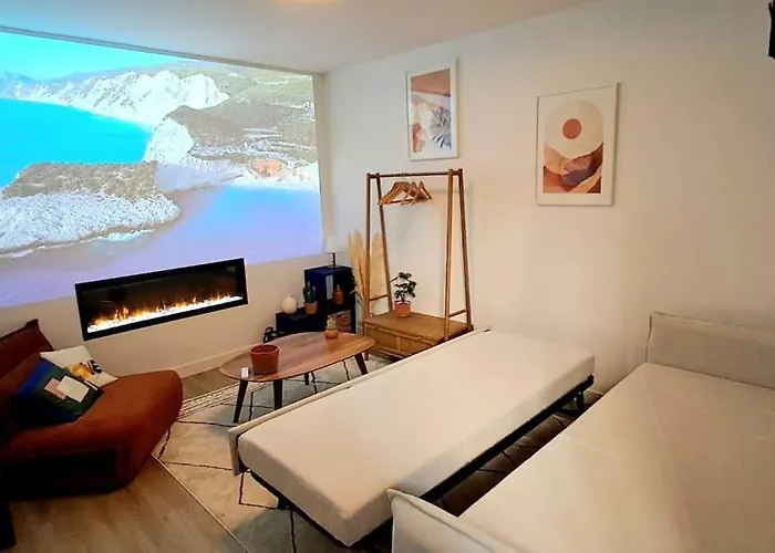 Le Patio - Cinelodge Avec Jardin *